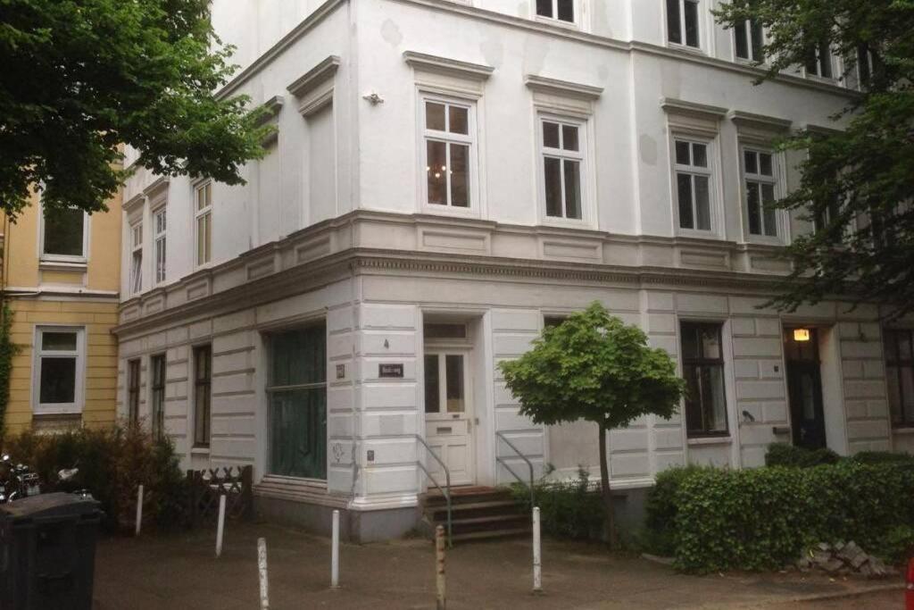 Grosszuegige Altbauwohnung In Bestlage ฮัมบูร์ก ภายนอก รูปภาพ