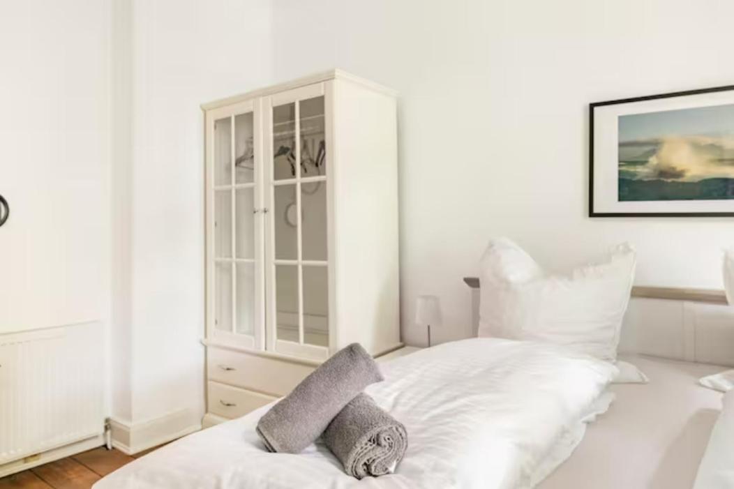 Grosszuegige Altbauwohnung In Bestlage ฮัมบูร์ก ภายนอก รูปภาพ
